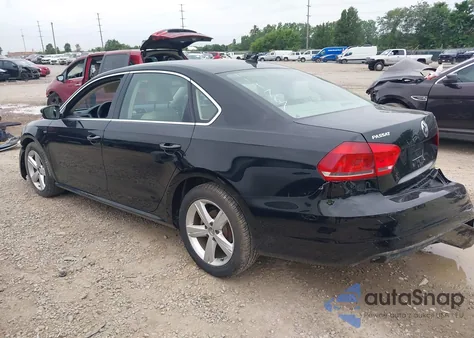 2015 Volkswagen Passat 1.8T Limited Edition from USA, damaged, VIN 1VWAT7A34FC119767